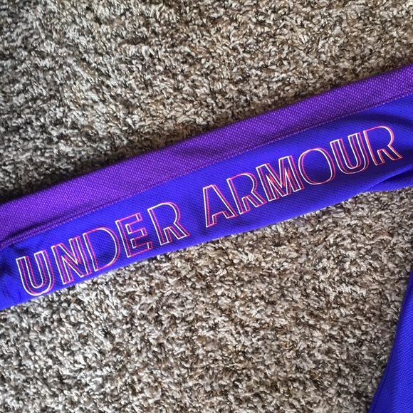 Under armour 3/4 zip - Picture 2 of 5